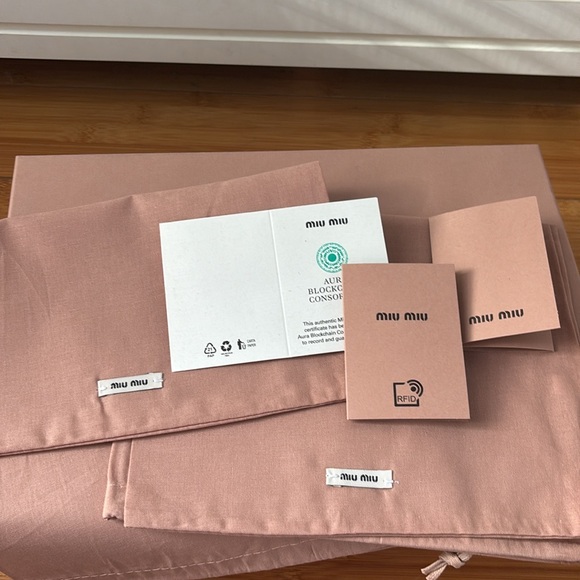 Miu Miu Shoes - Picture 8 of 10